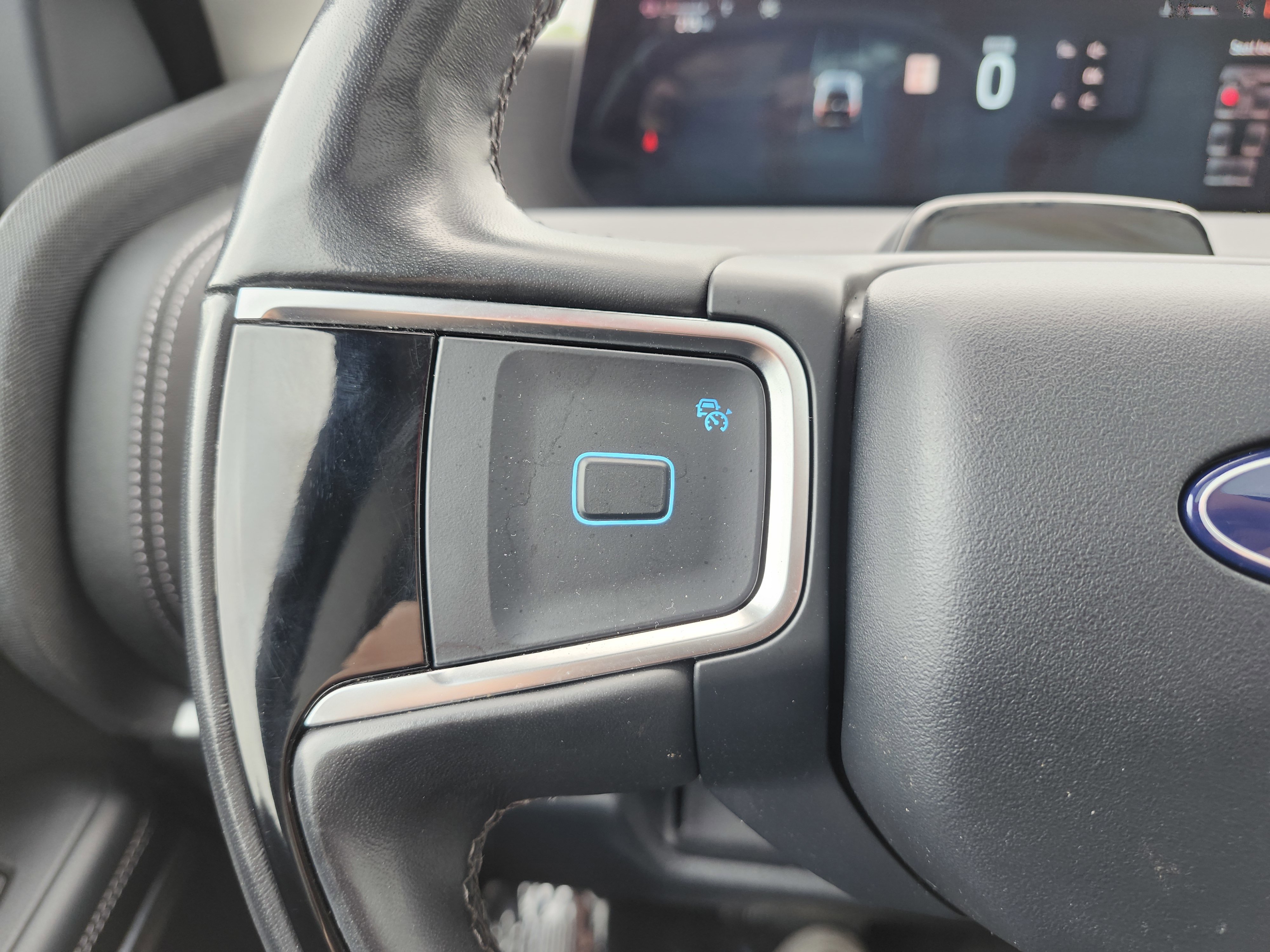 Used 2025 Ford Expedition Platinum AWD/4WD image 36