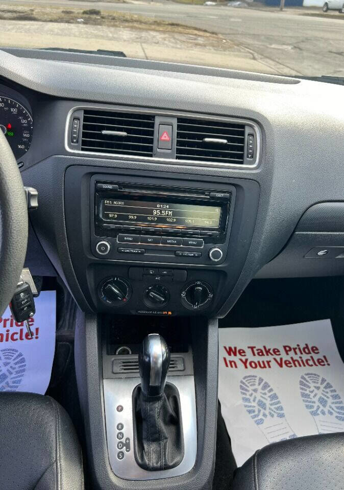 Used 2014 Volkswagen Jetta SE image 20