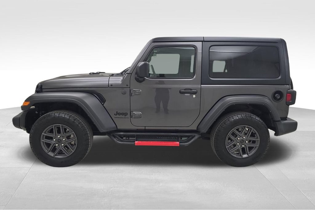 Used 2024 Jeep Wrangler Sport AWD/4WD image 6