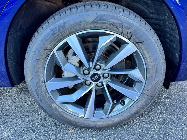 Certified 2024 Audi Q5 2.0T Premium Plus w/ Premium Plus Package AWD/4WD image 18