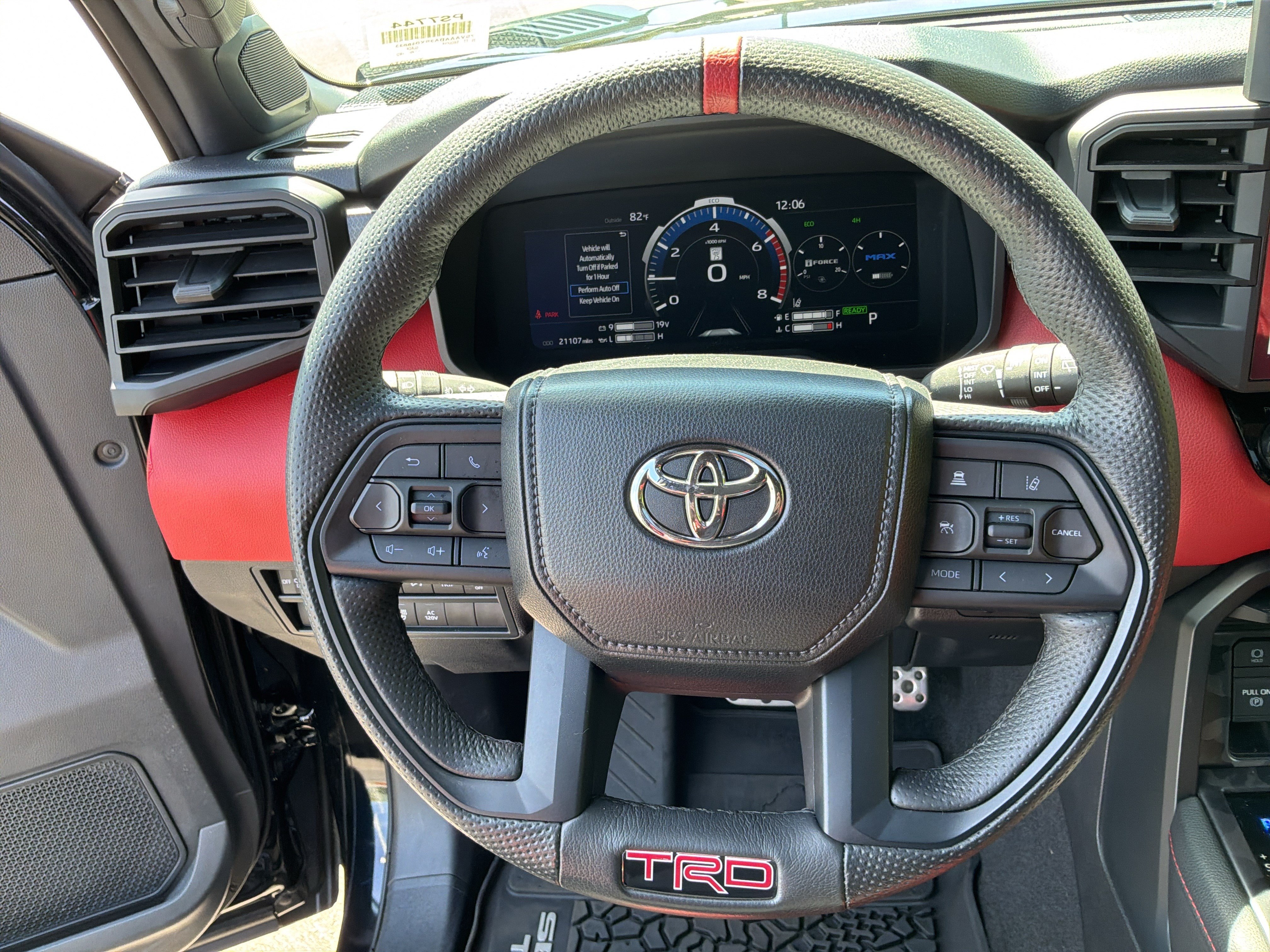 Used 2025 Toyota Sequoia TRD Pro AWD/4WD image 18