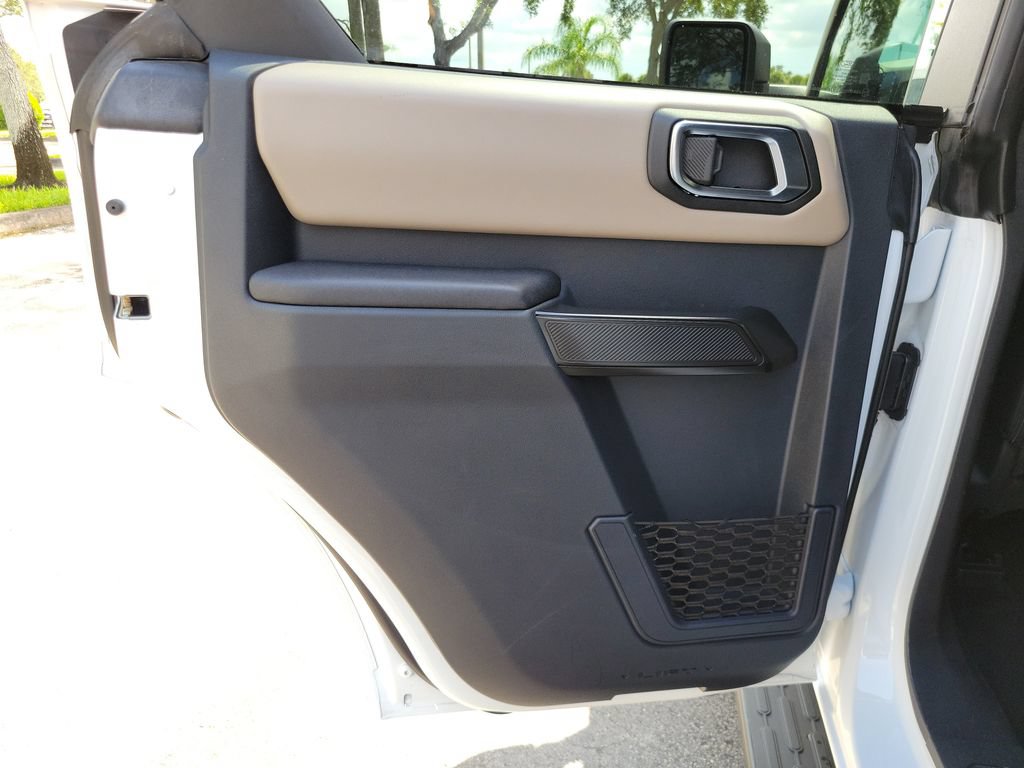 Certified 2024 Ford Bronco Wildtrak AWD/4WD image 9