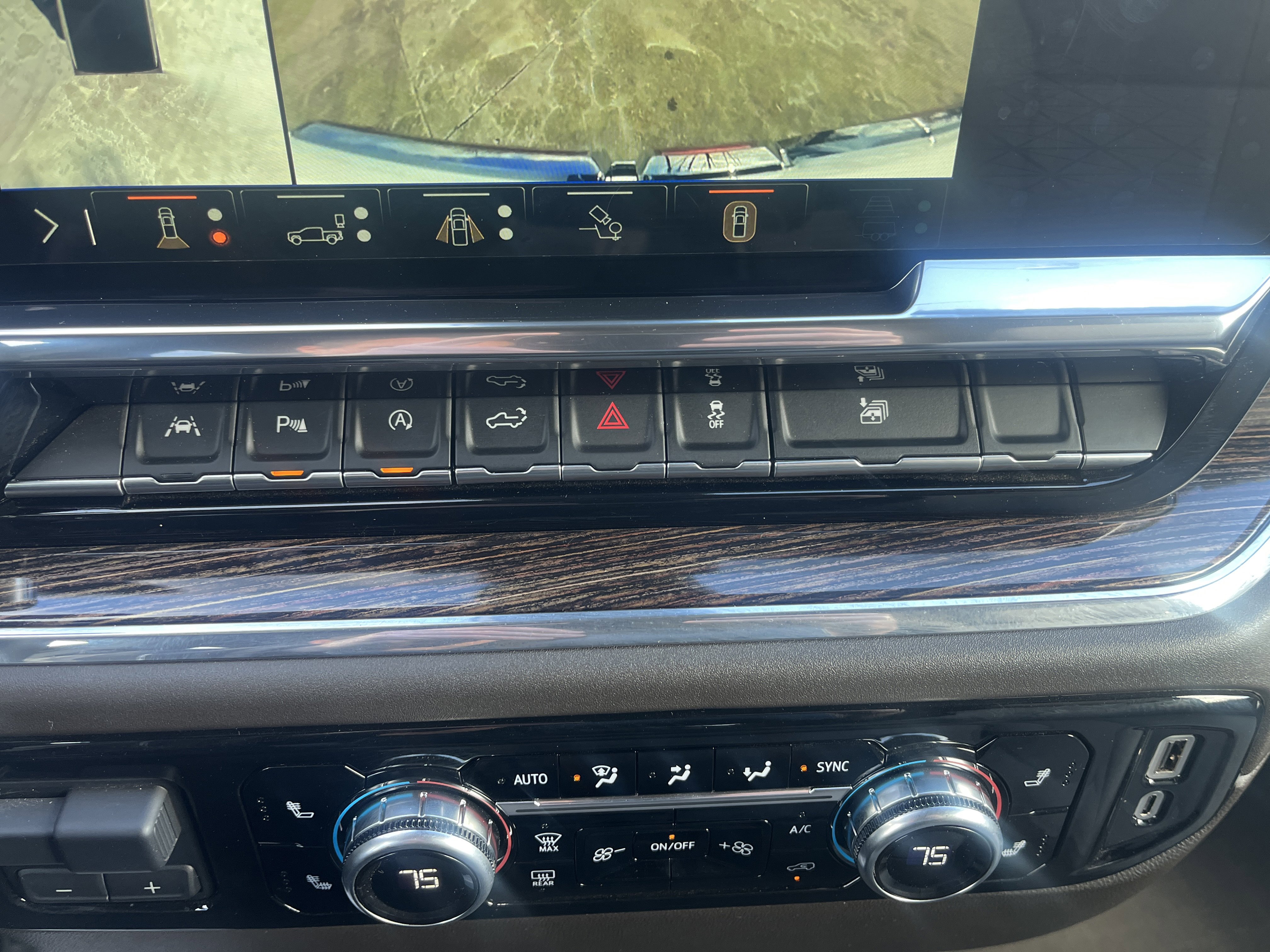 Used 2025 GMC Sierra 1500 SLE w/ Preferred Package image 23