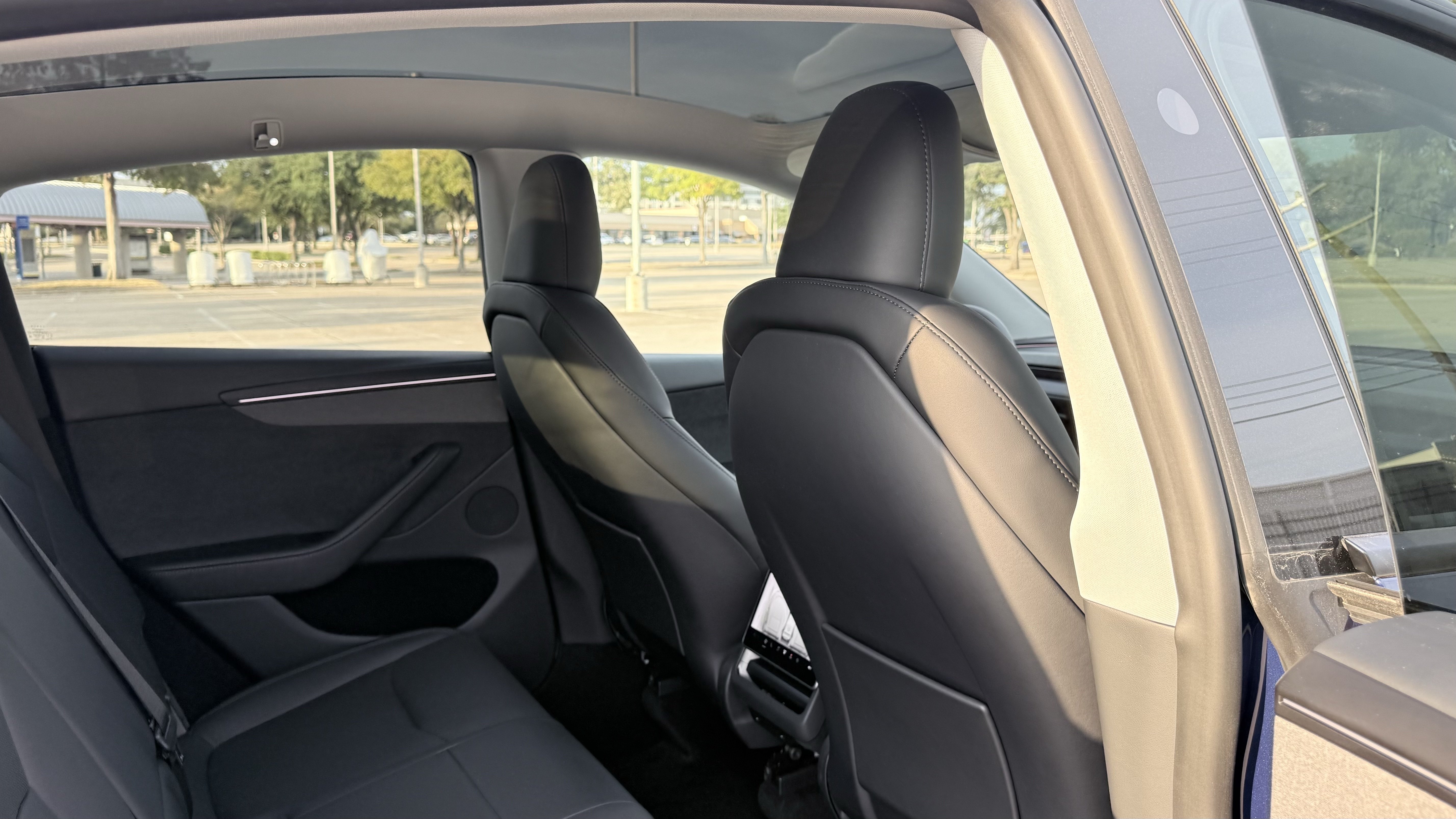 Used 2026 Tesla Model Y AWD image 36