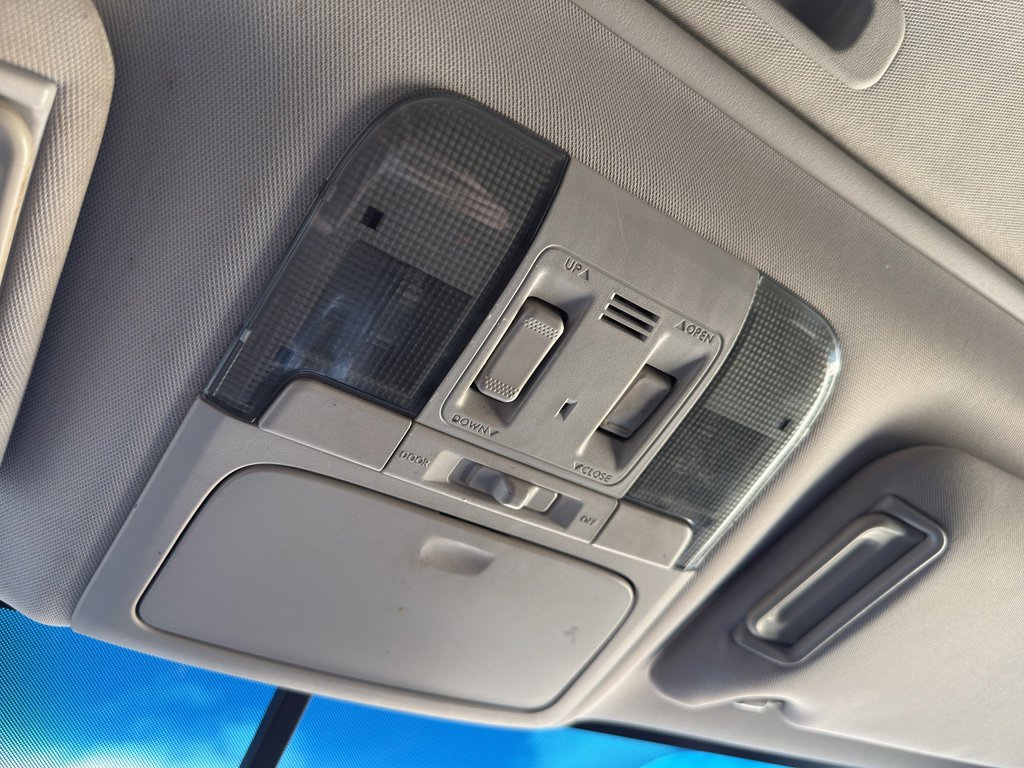 Used 2013 Subaru Outback 2.5i Premium AWD/4WD image 21