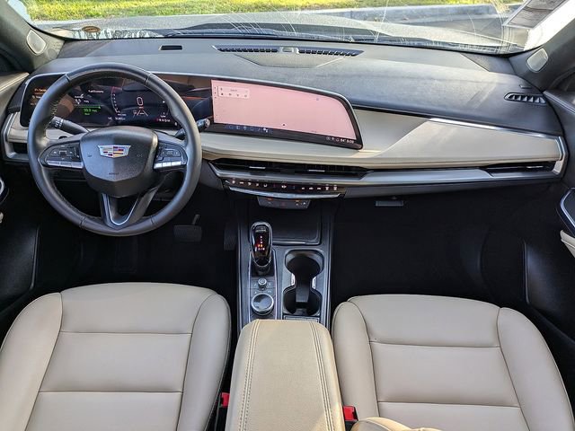 Certified 2024 Cadillac XT4 Luxury image 12