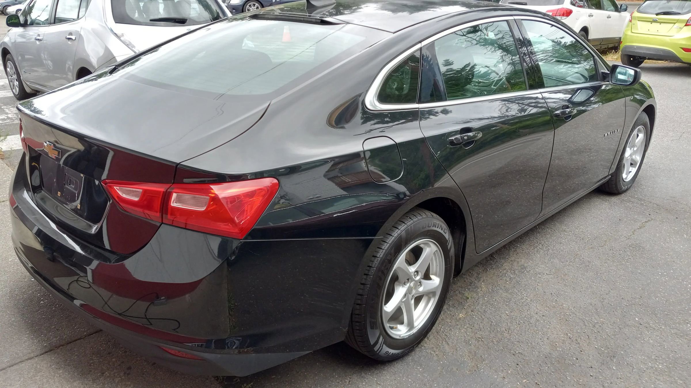 Used 2017 Chevrolet Malibu LS image 3