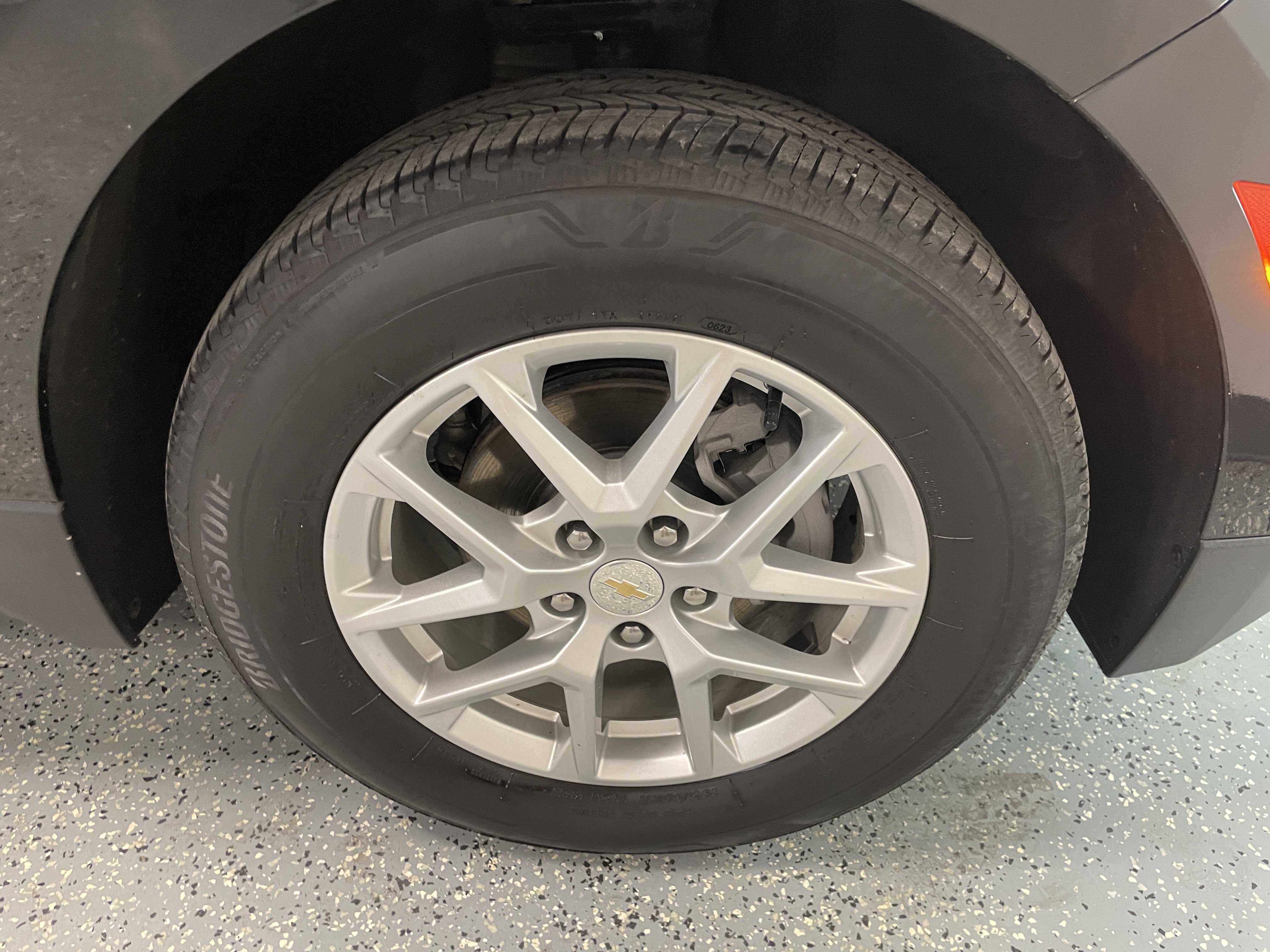 Used 2023 Chevrolet Equinox LT image 28