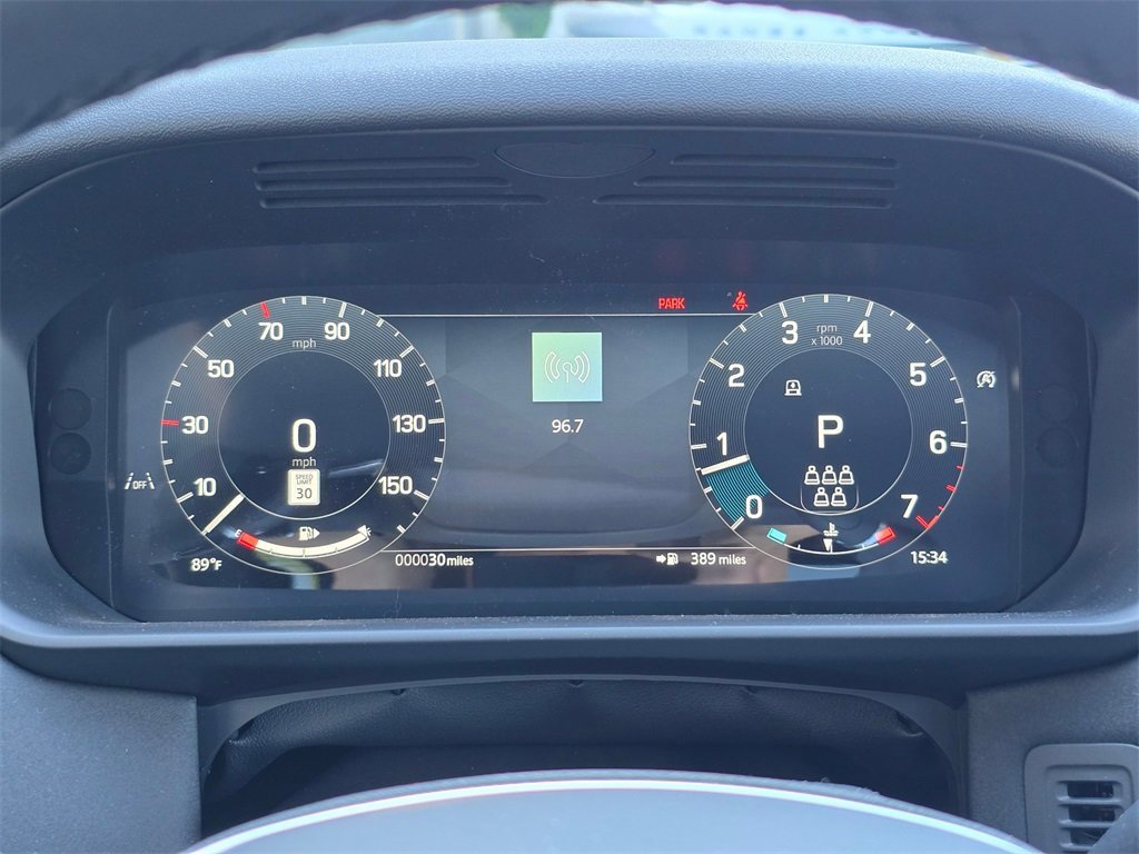 New 2025 Land Rover Discovery S image 12