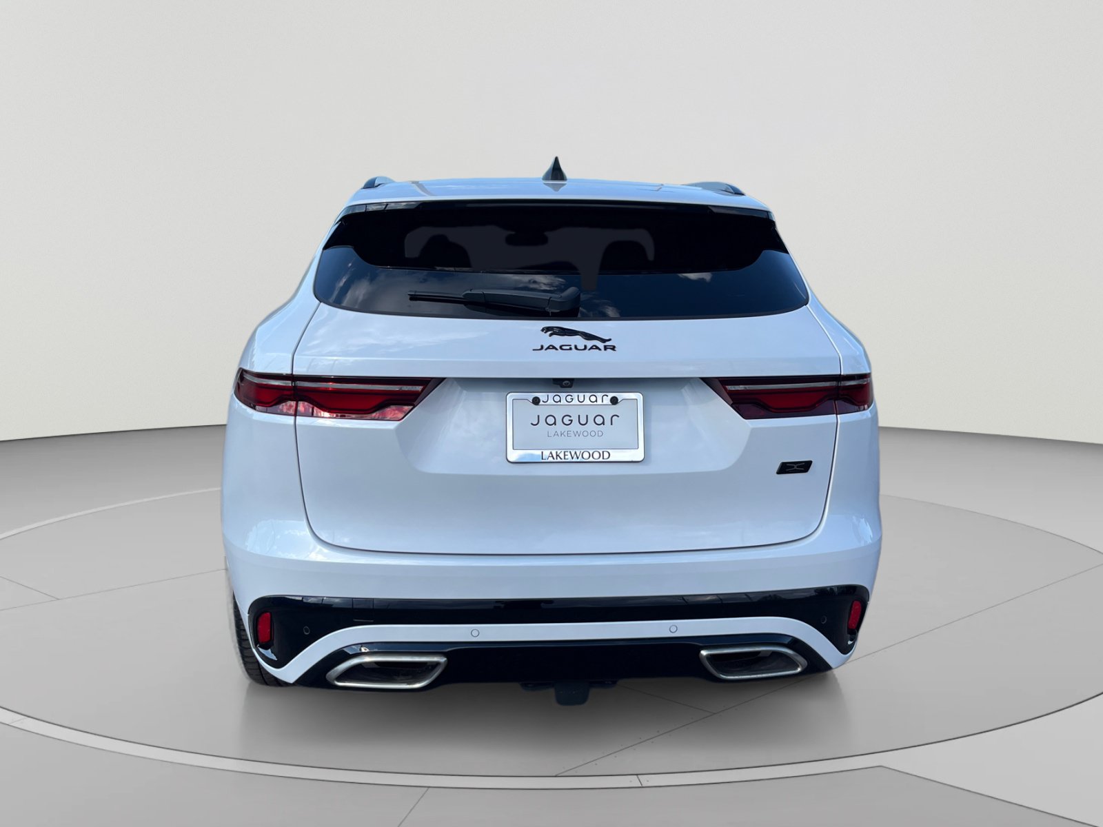 New 2026 Jaguar F-PACE R-Dynamic S AWD/4WD image 4