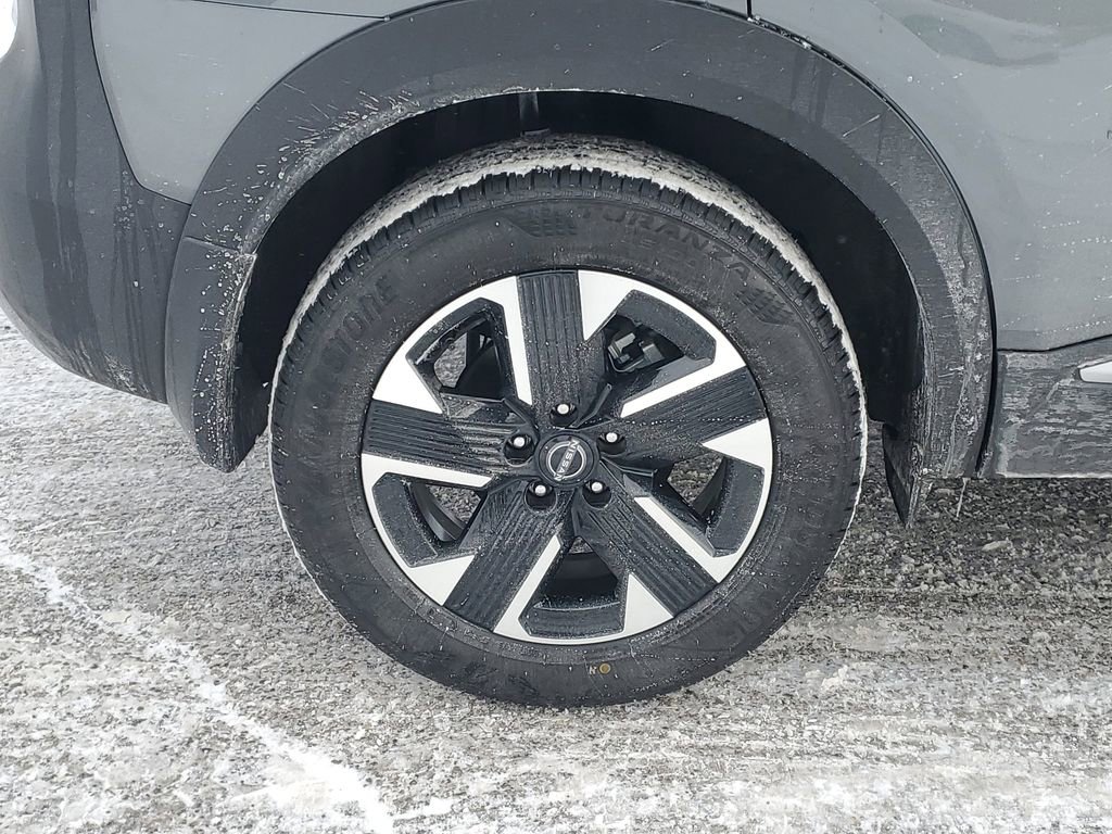 New 2026 Nissan Kicks SV w/ Cold Weather Package AWD/4WD image 5