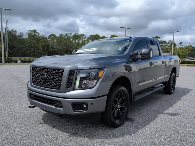 Used 2019 Nissan Titan SV w/ SV Convenience Package AWD/4WD image 9