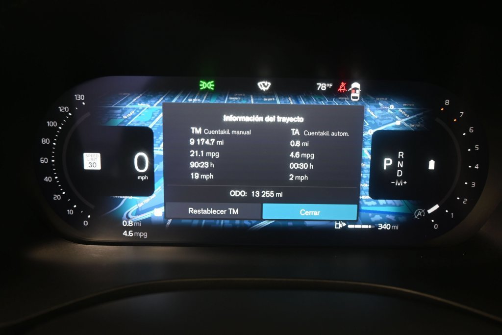 Certified 2024 Volvo XC60 B5 Plus AWD/4WD image 13