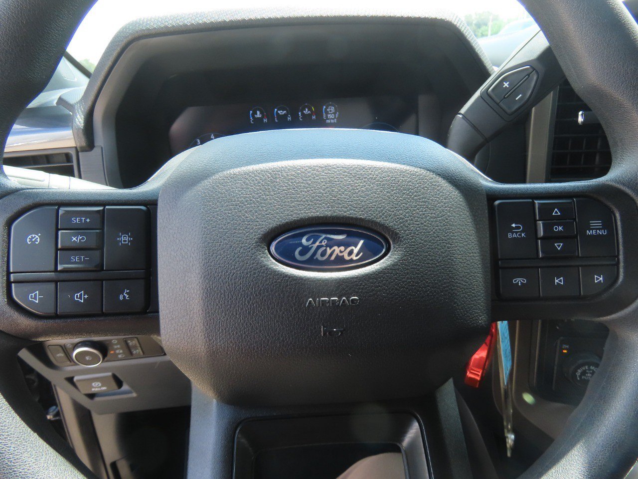 Certified 2025 Ford F150 STX w/ Equipment Group 201A FX4 AWD/4WD image 27