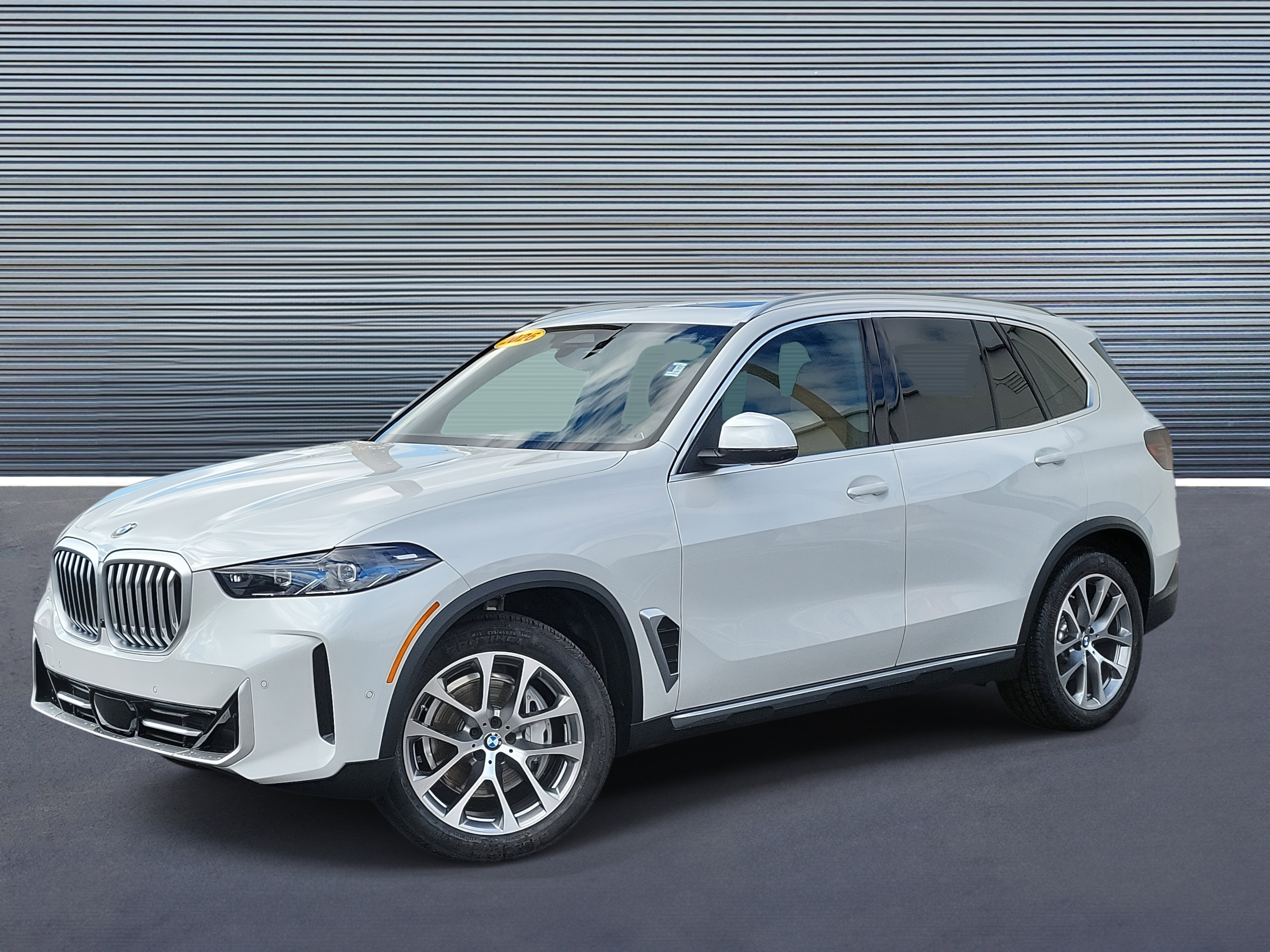 Used 2026 BMW X5 sDrive40i image 1