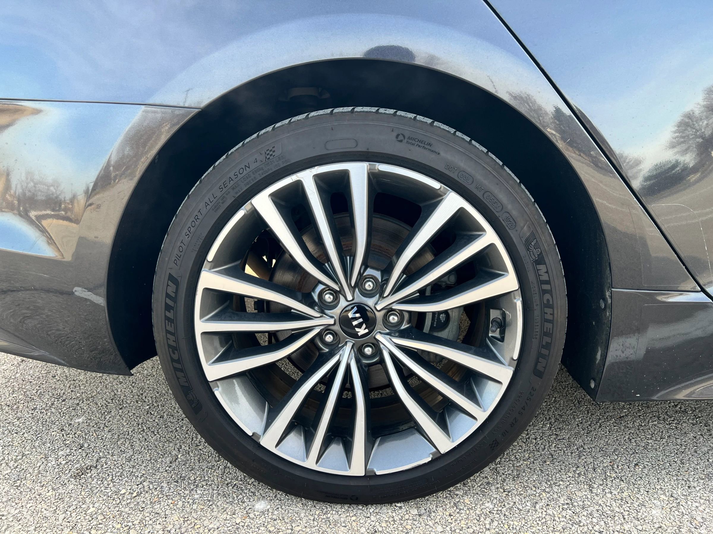 Used 2019 Kia Stinger image 12