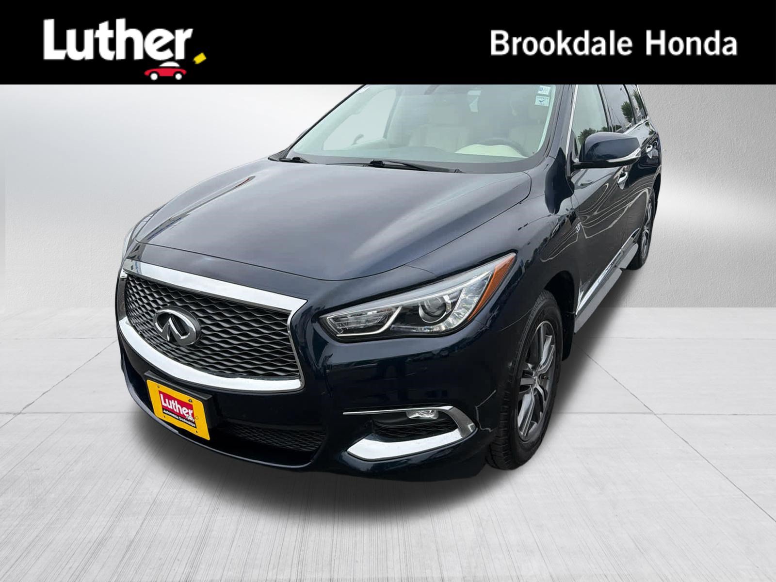 Used 2017 INFINITI QX60 Luxe AWD/4WD image 1