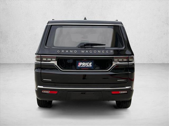 Used 2023 Jeep Grand Wagoneer Series III AWD/4WD image 7