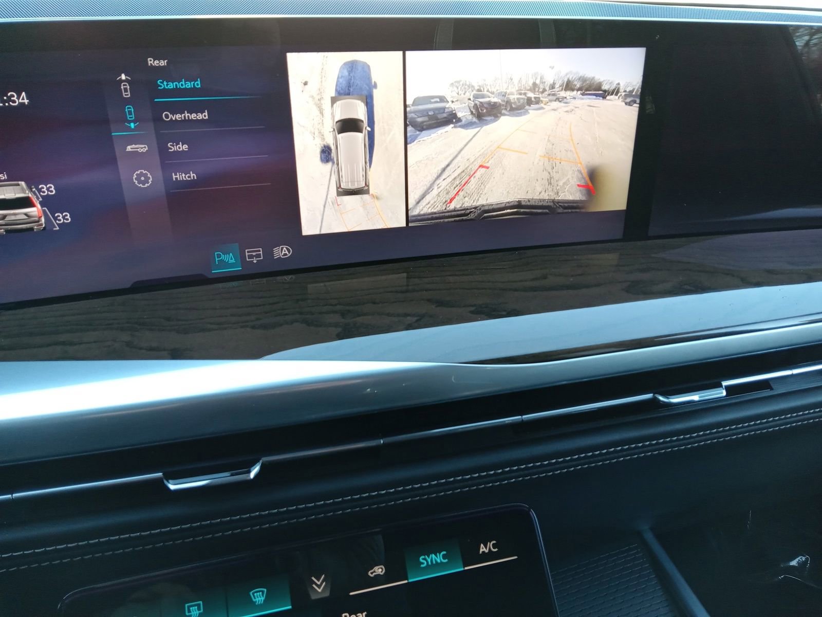 Used 2025 Cadillac Escalade Sport Platinum image 18