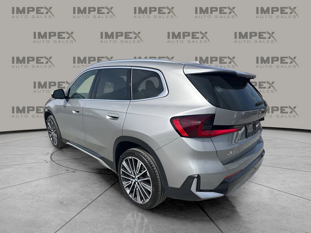 Used 2023 BMW X1 xDrive28i w/ Premium Package image 3