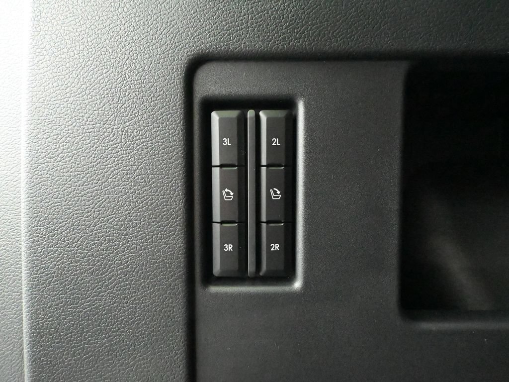 Used 2024 Lincoln Navigator Reserve w/ Equipment Group 201A AWD/4WD image 47