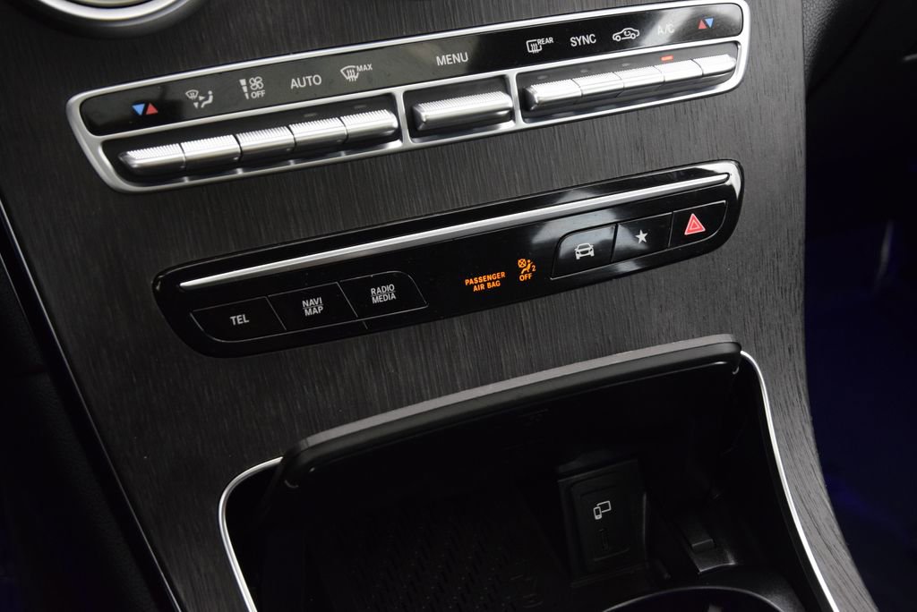 Certified 2023 Mercedes-Benz GLC 300 4MATIC Coupe image 31