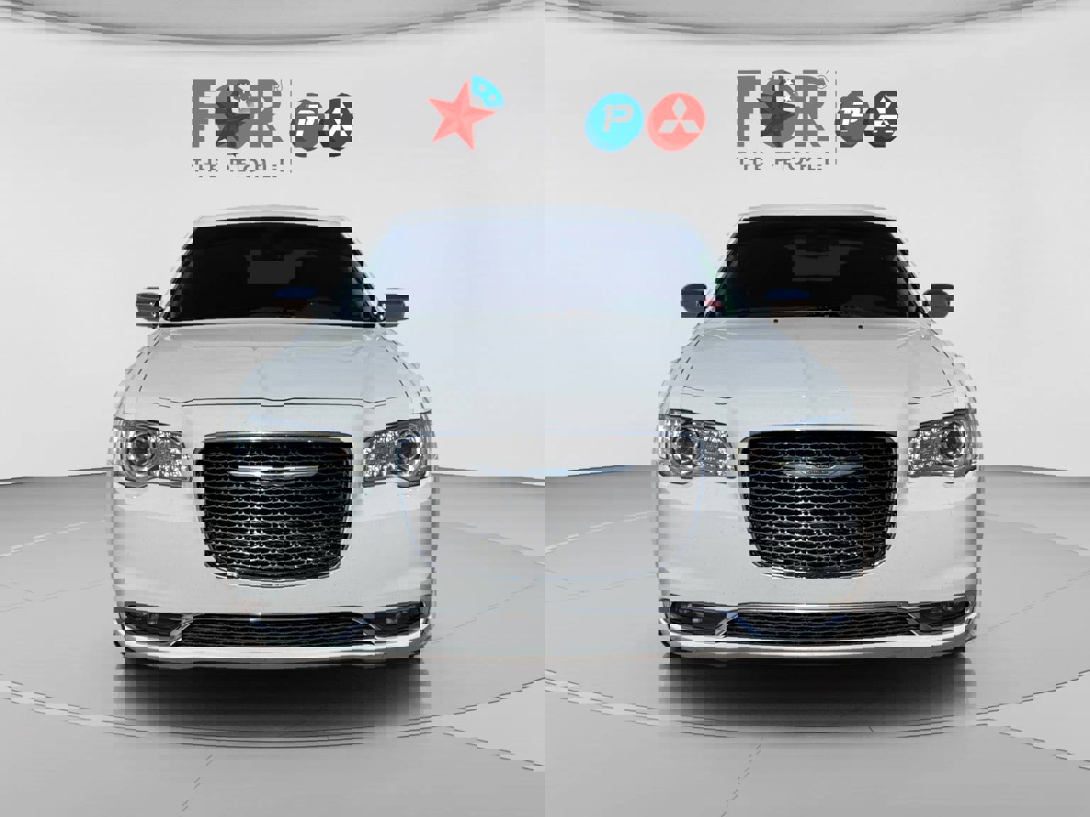 Used 2018 Chrysler 300 Limited image 8