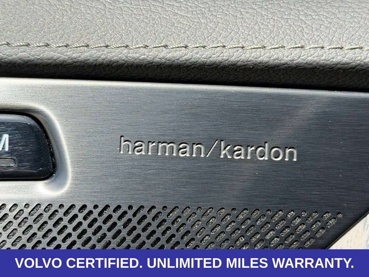 Certified 2024 Volvo XC90 T8 Ultimate w/ Protection Package Premier AWD/4WD image 28