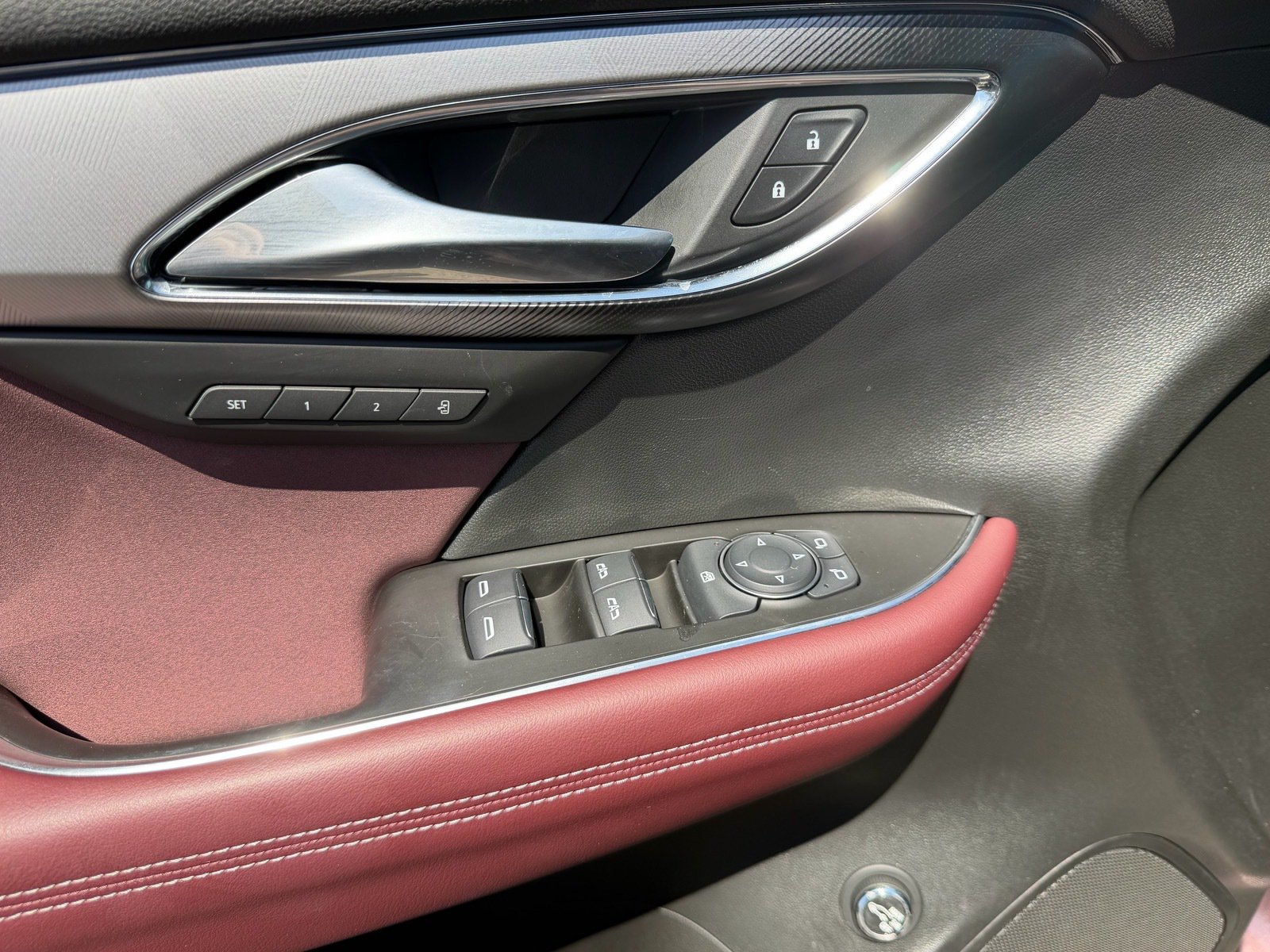 Used 2025 Buick Envision Sport Touring AWD/4WD image 21