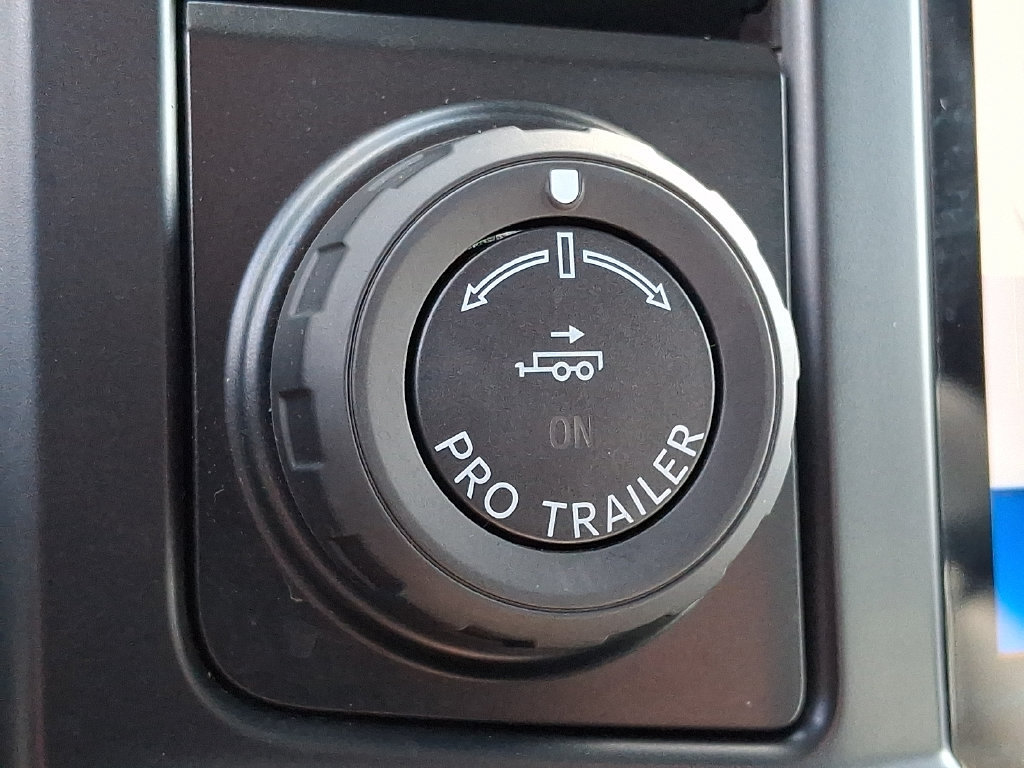 Used 2024 Ford F350 Limited w/ FX4 Off-Road Package AWD/4WD image 28