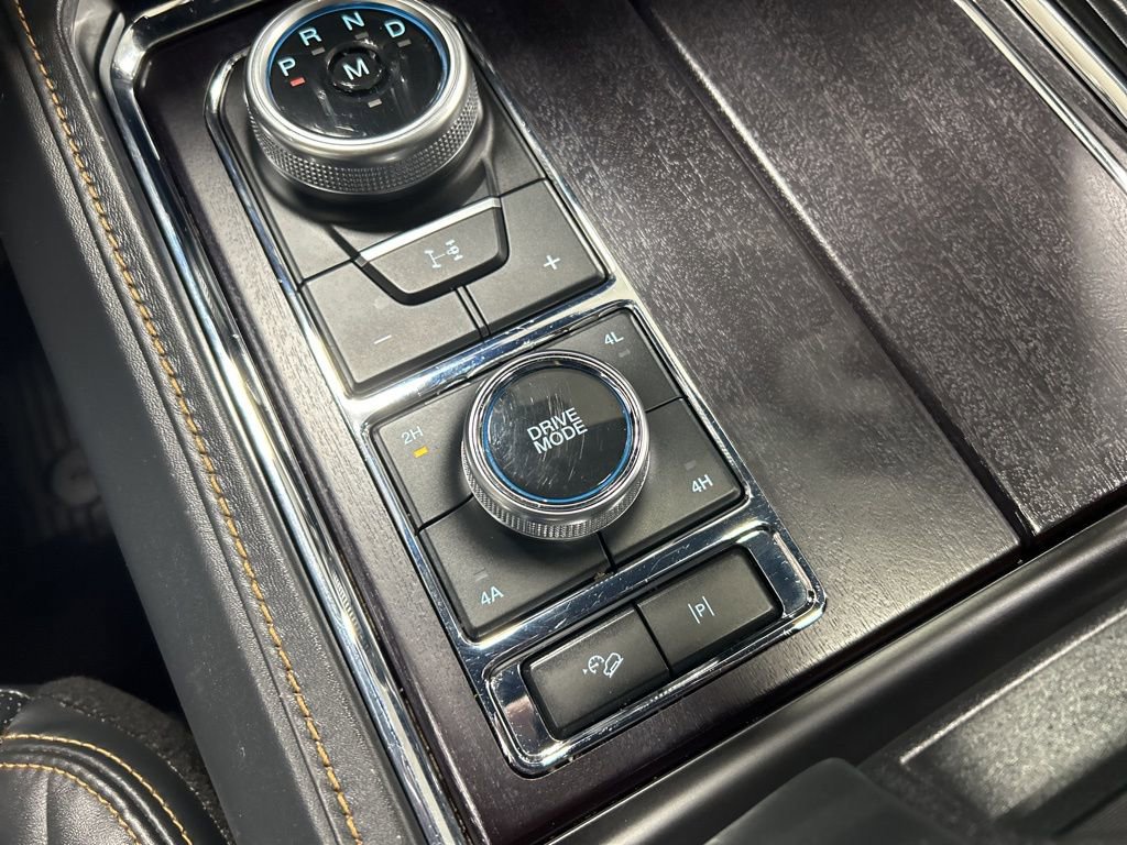 Used 2023 Ford Expedition Platinum image 26