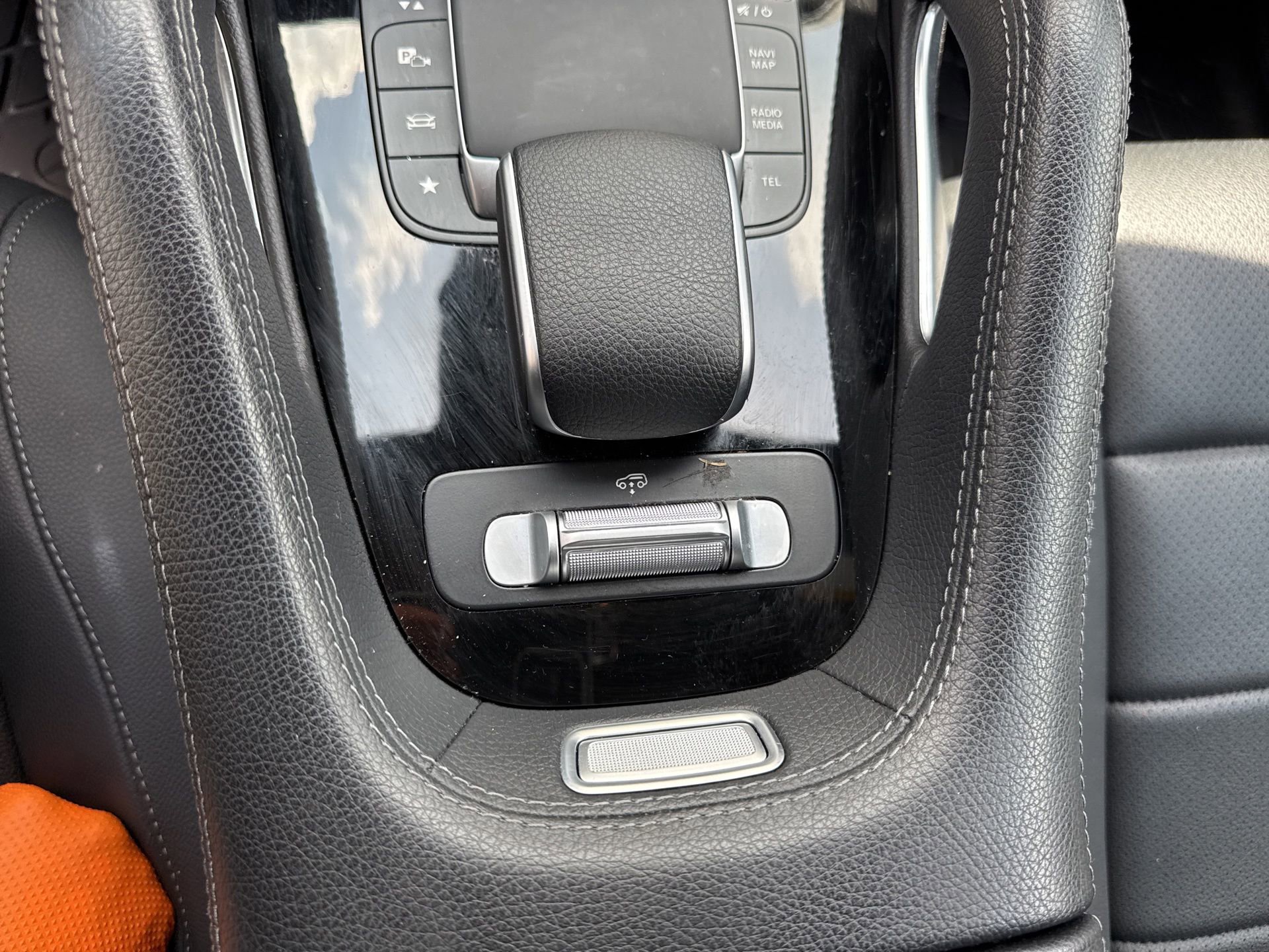 Used 2024 Mercedes-Benz GLS 450 4MATIC image 21