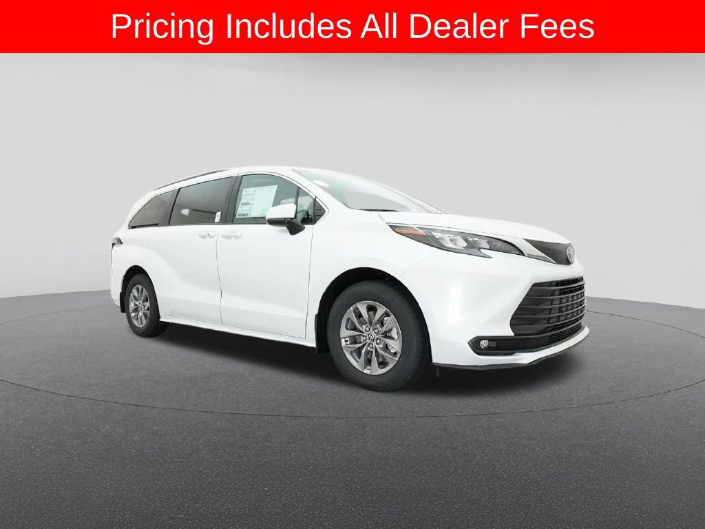 New 2026 Toyota Sienna XLE FWD image 29