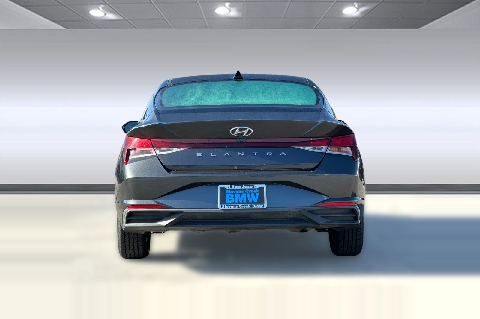 Used 2021 Hyundai Elantra SEL FWD image 10