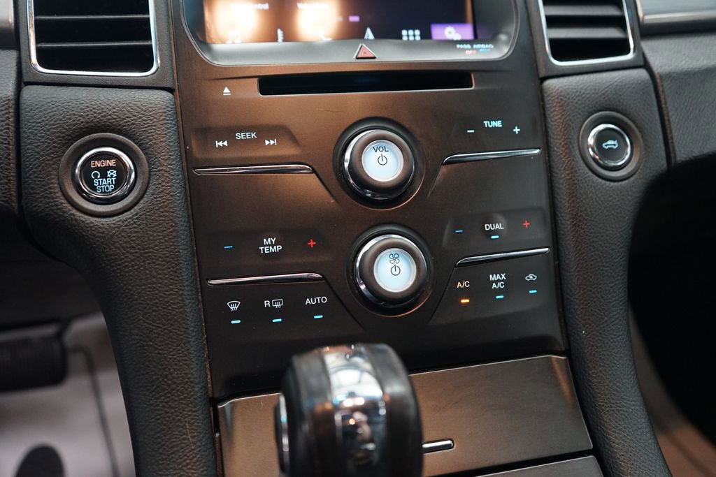 Used 2016 Ford Taurus SEL w/ Equipment Group 201A image 36