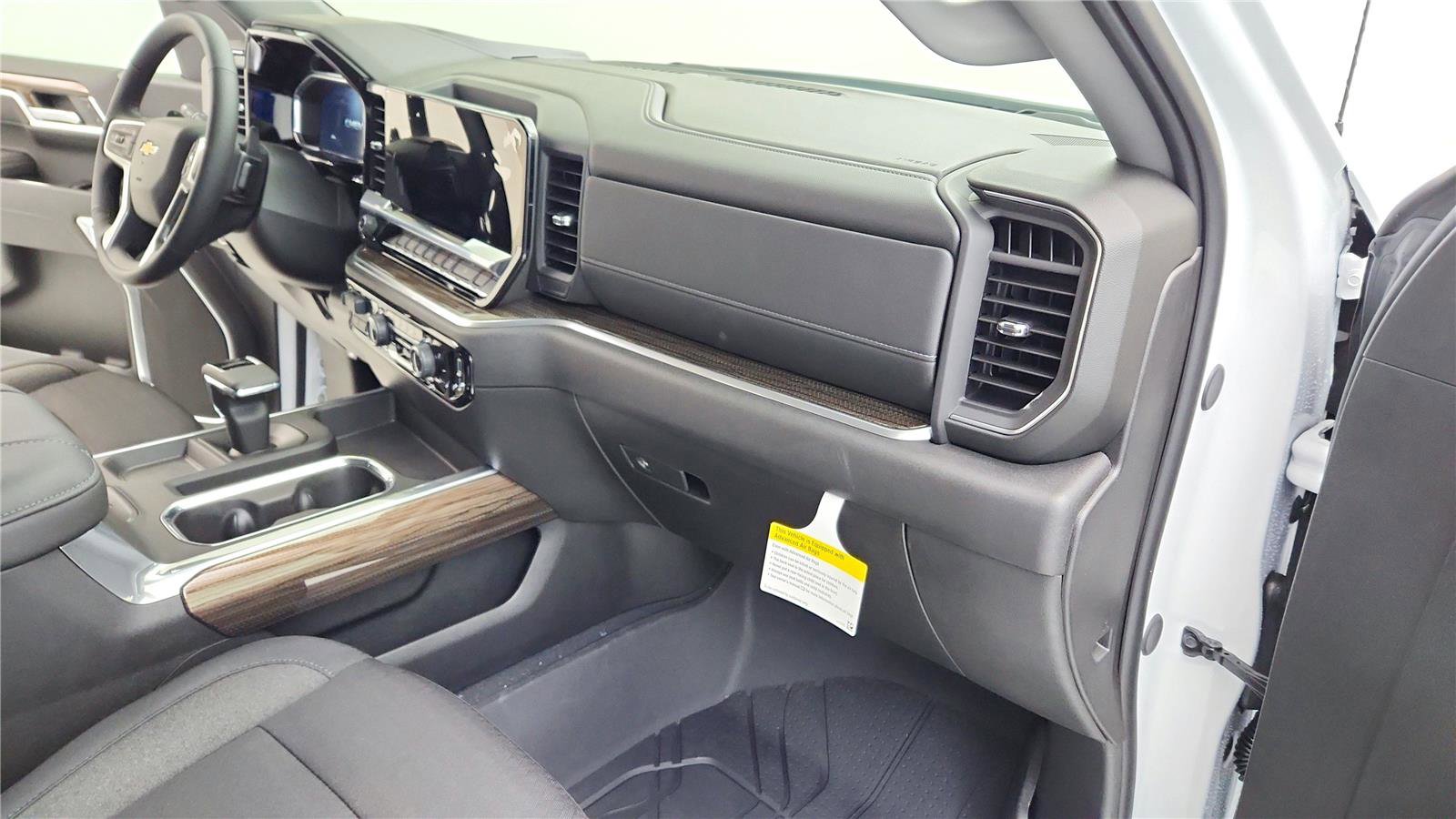 New 2026 Chevrolet Silverado 1500 LT w/ Protection Package image 32