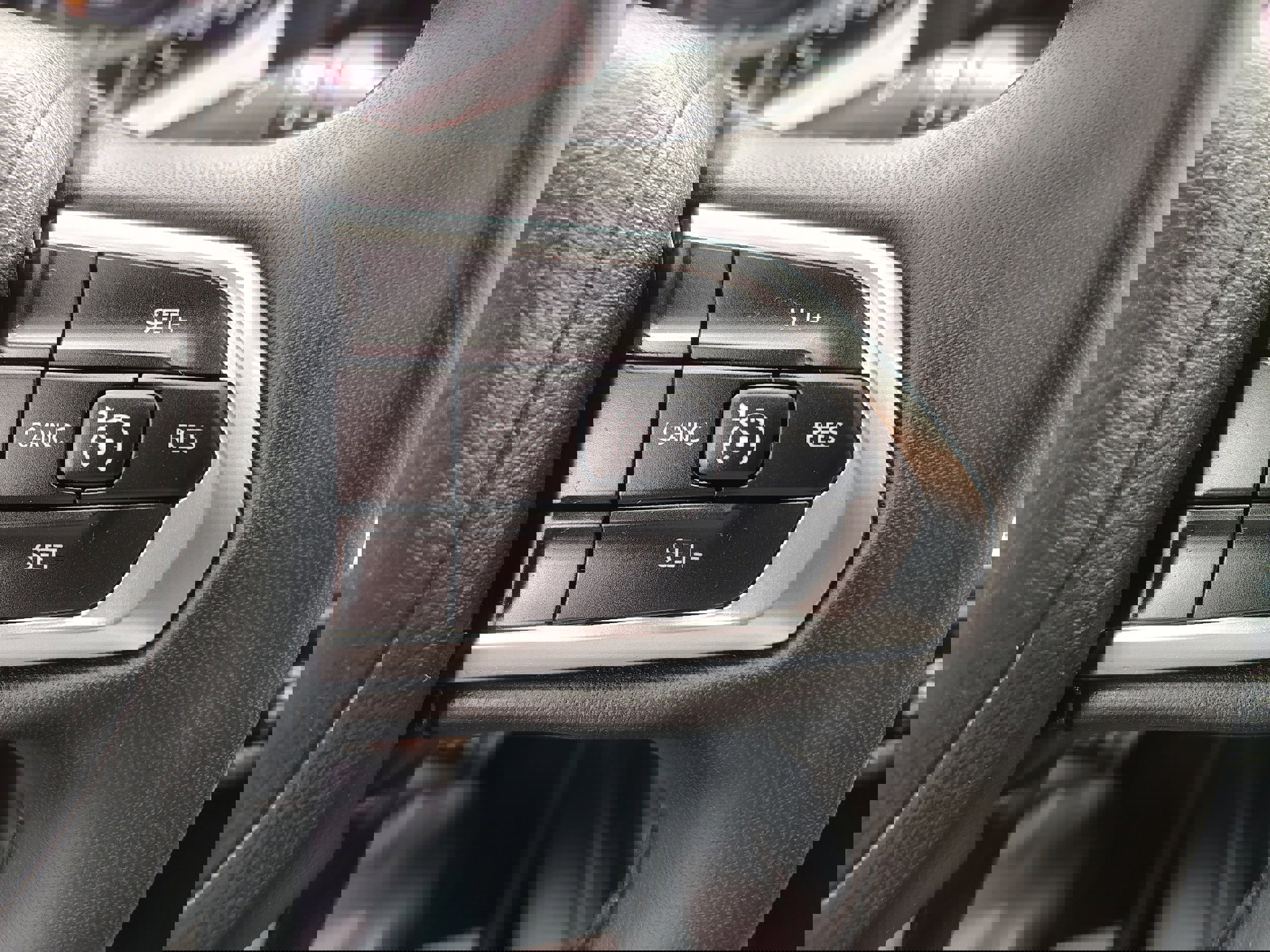 Used 2024 Jeep Compass Latitude image 31