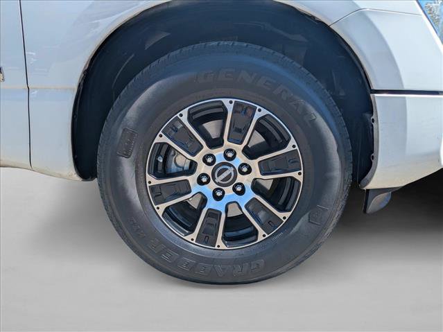 Used 2023 Nissan Titan SV w/ SV Convenience Package AWD/4WD image 21