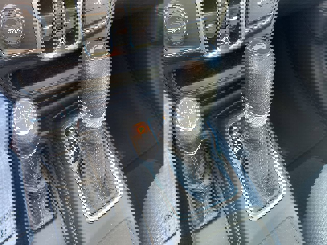 Used 2024 Jeep Wrangler Sport S image 15