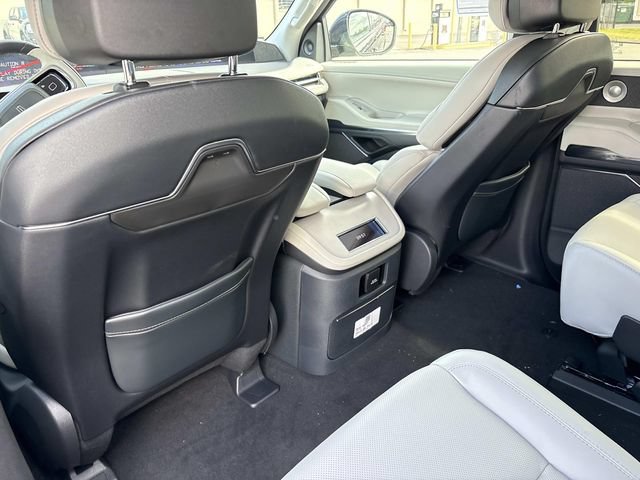 New 2026 Lincoln Navigator L Reserve w/ Jet Appearance Package AWD/4WD image 17