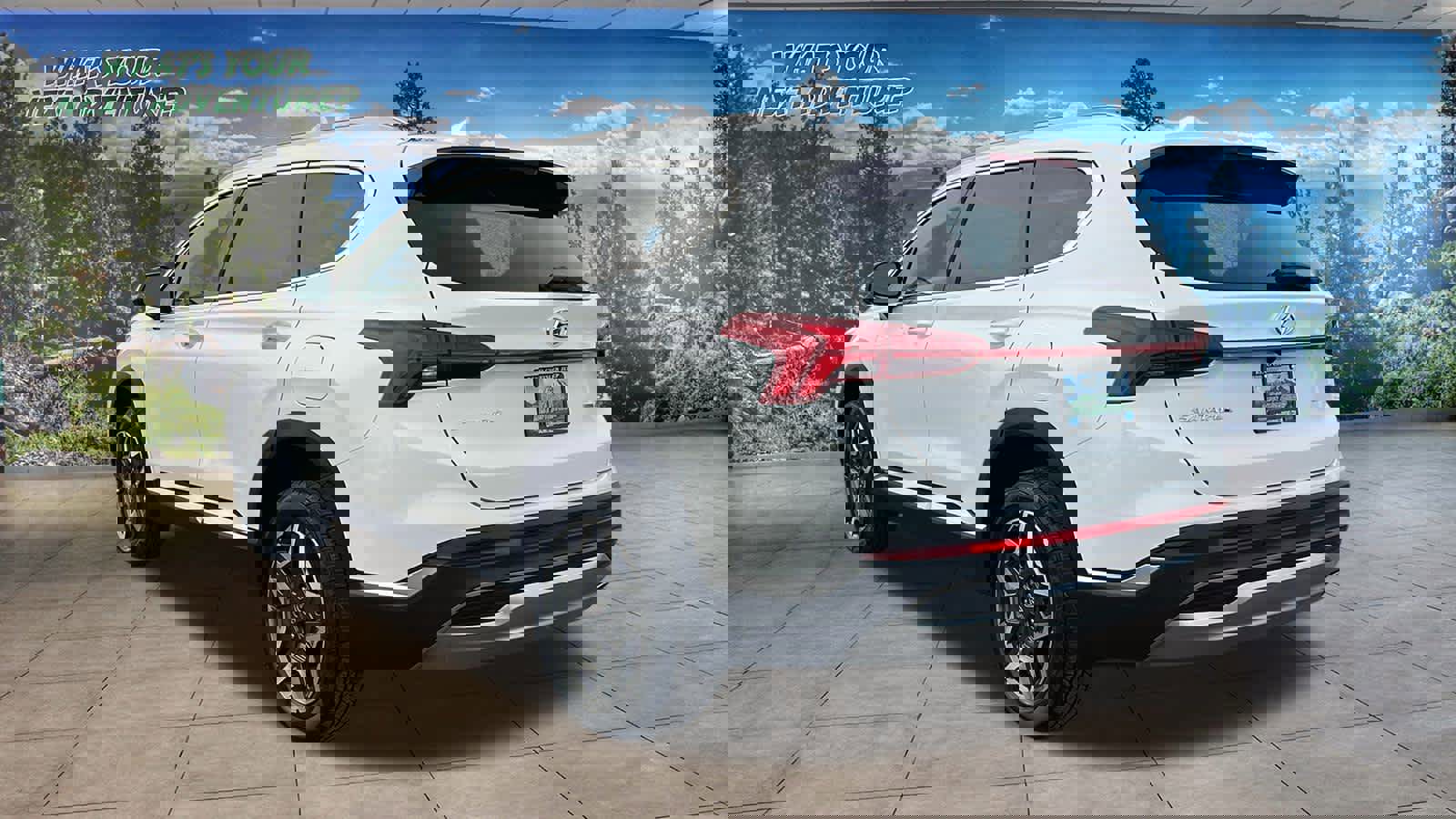 Used 2023 Hyundai Santa Fe Limited w/ Cargo Package image 7