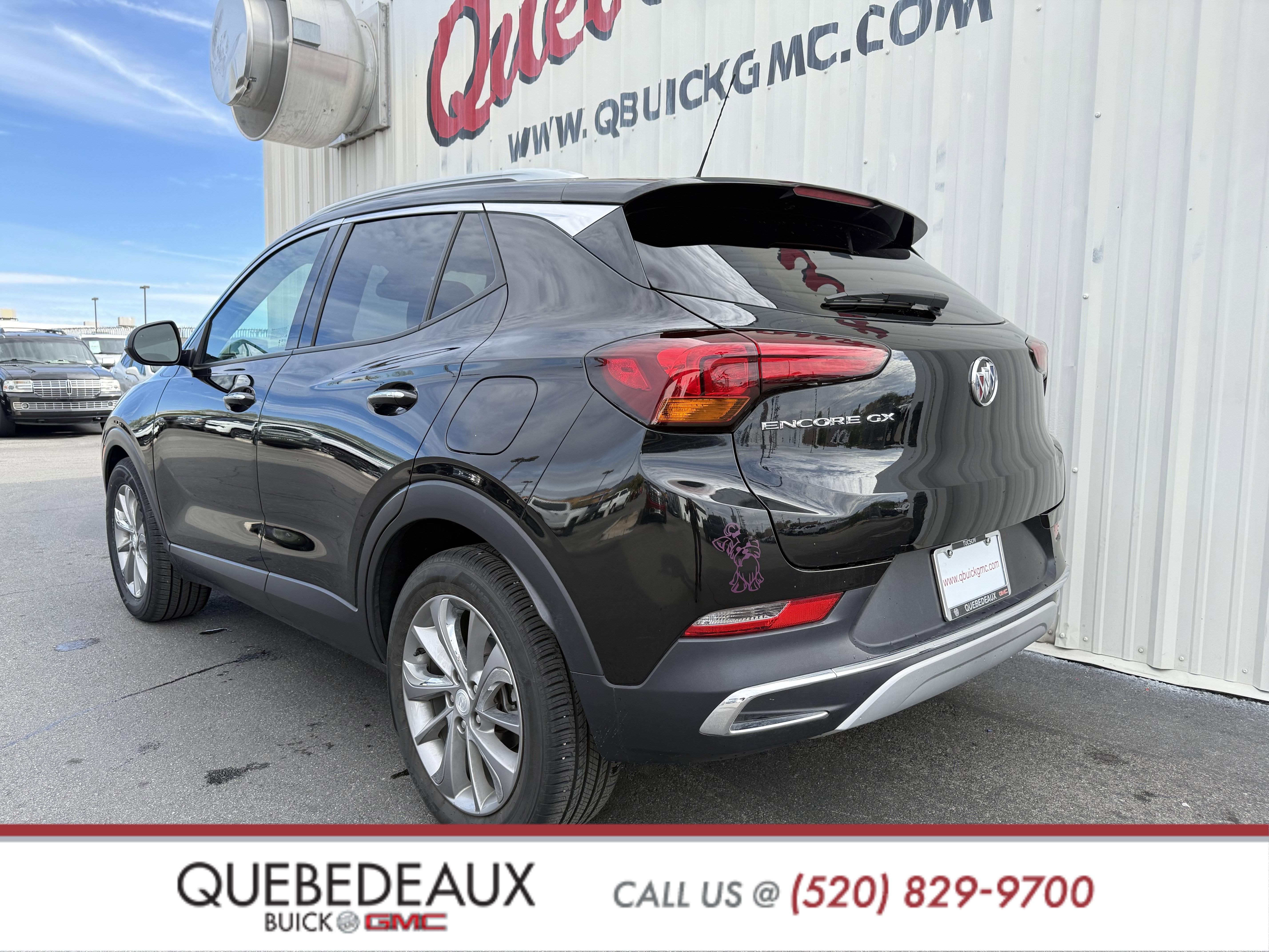 Used 2023 Buick Encore GX Essence w/ Experience Buick Package image 2