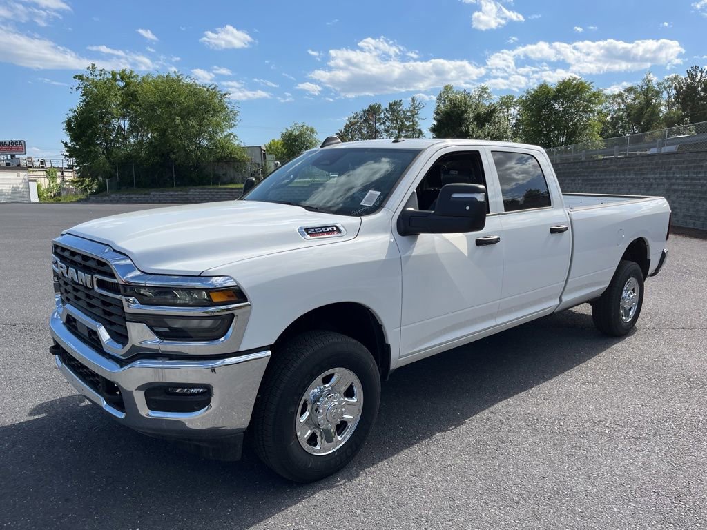 New 2026 RAM 2500 Tradesman AWD/4WD image 3