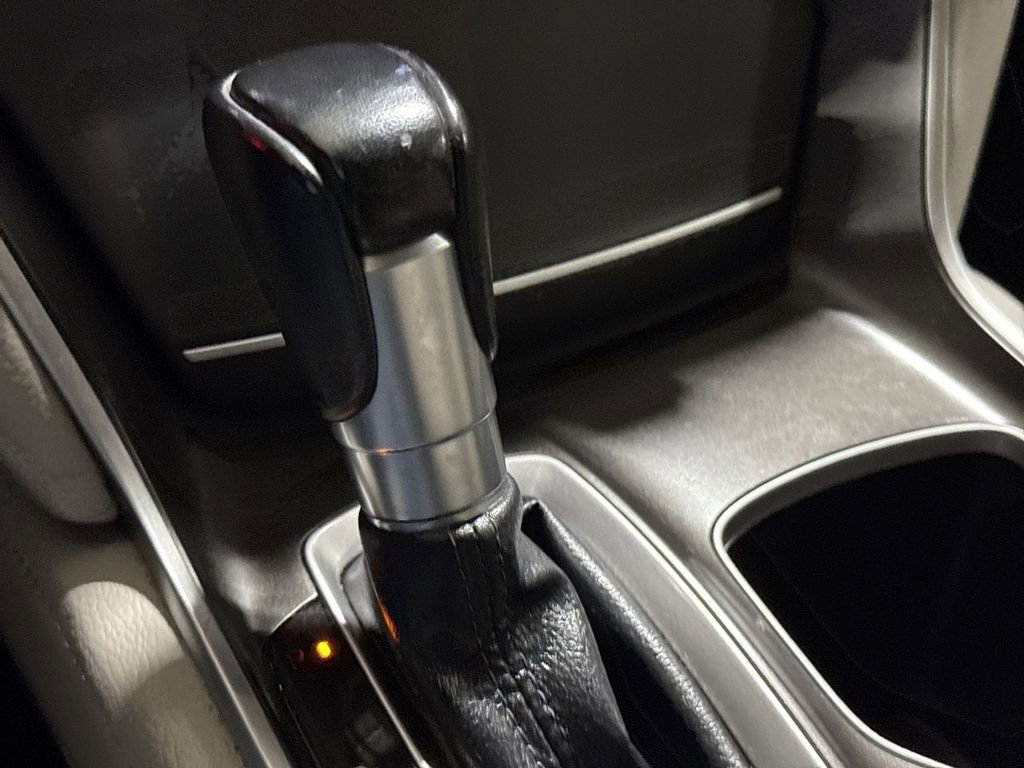 Used 2018 Honda Accord EX-L image 17