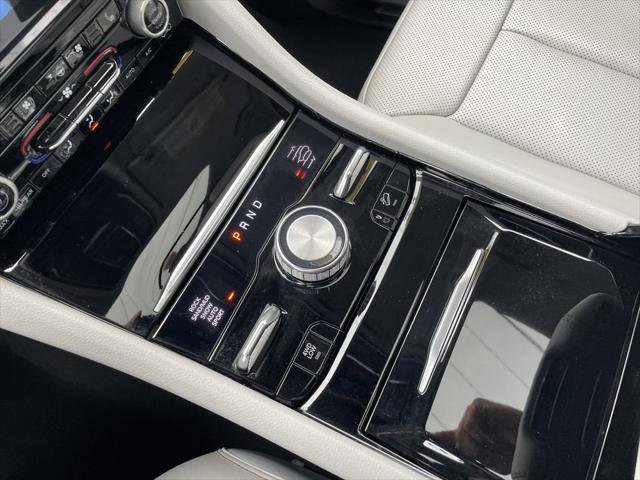 Certified 2023 Jeep Grand Cherokee Overland image 21