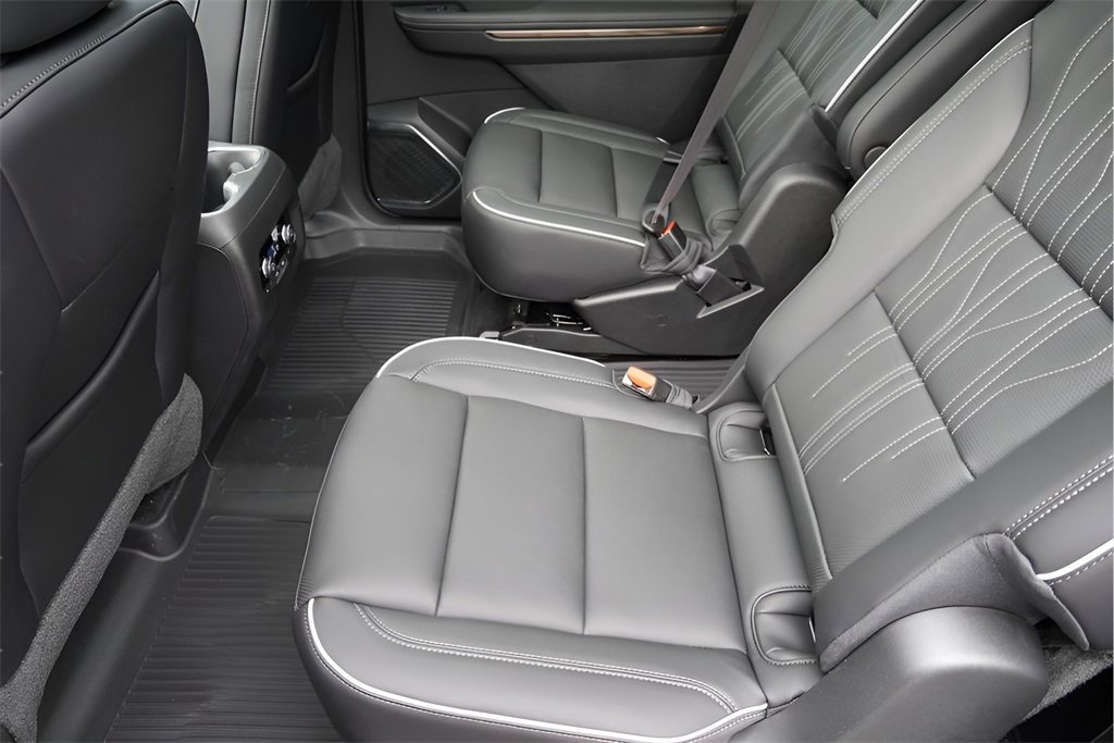 New 2026 Buick Enclave Avenir w/ Super Cruise Package image 32