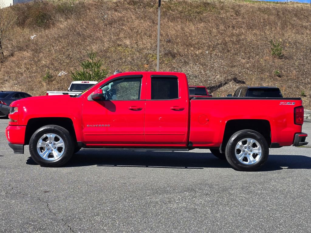 Used 2017 Chevrolet Silverado 1500 LT w/ All Star Edition image 14