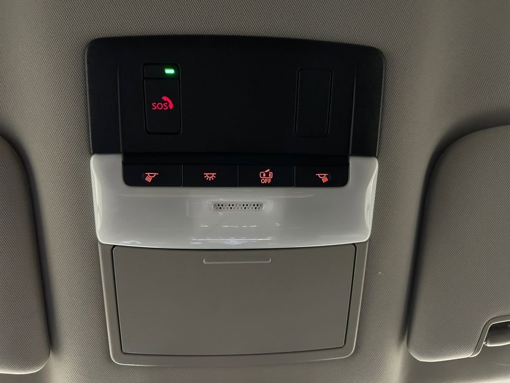 Used 2024 Nissan Pathfinder SL FWD image 29