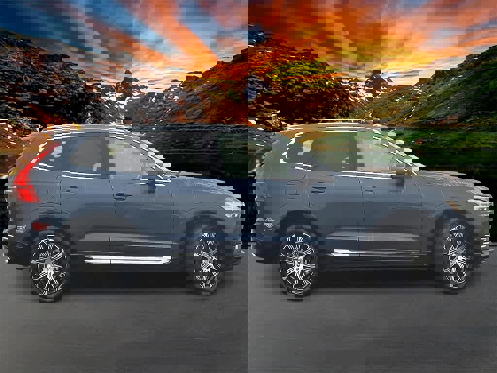 Used 2018 Volvo XC60 T8 Inscription w/ Advanced Package image 7