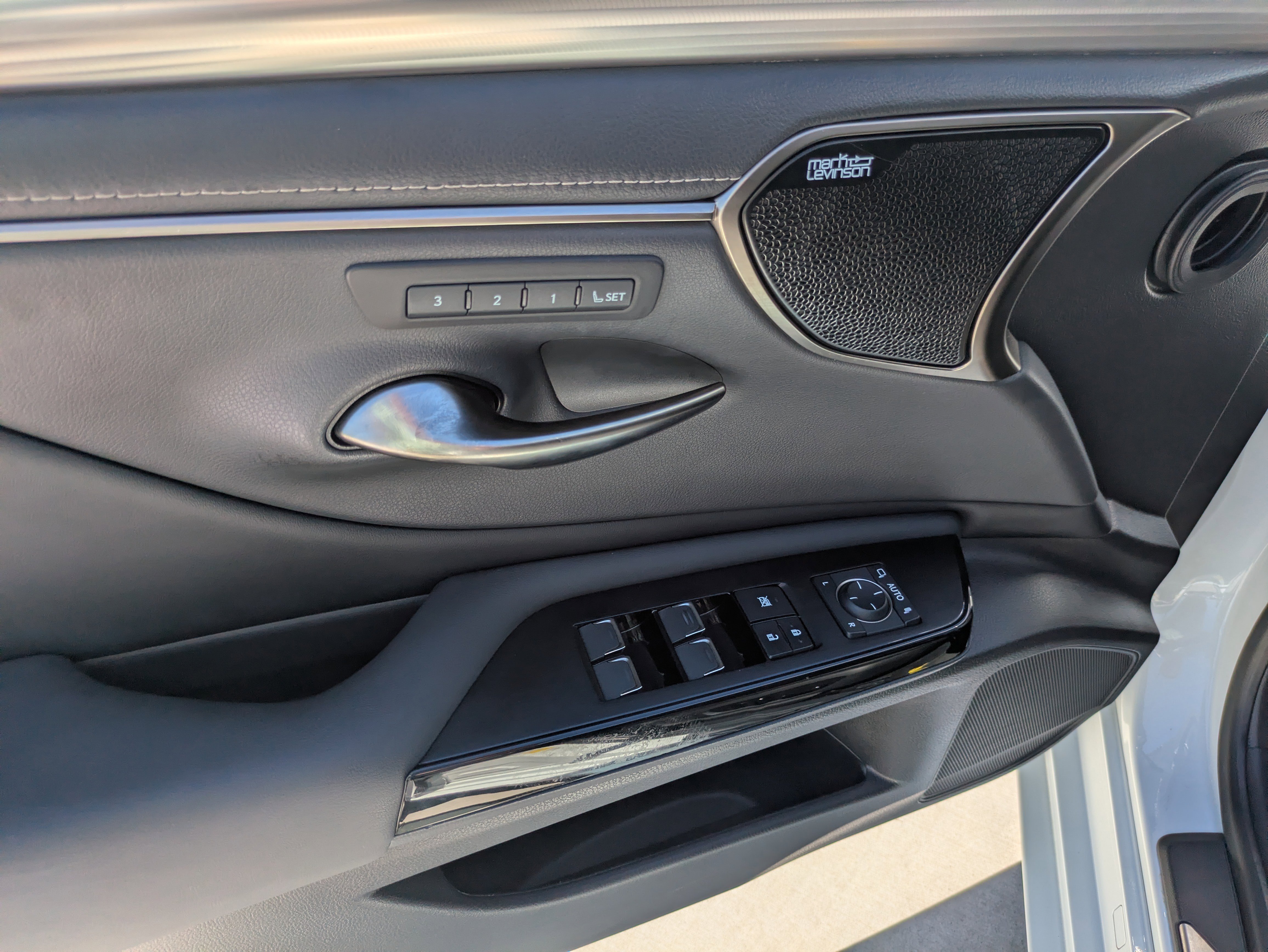 Used 2022 Lexus ES 350 F Sport FWD image 13